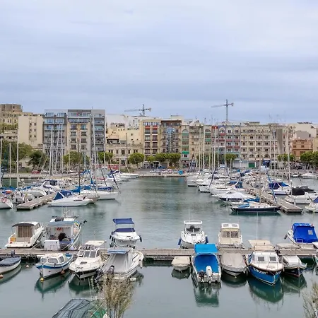 Apartman Marina View Slps 9 With Private Terrace & Bbq By 360 Estates *