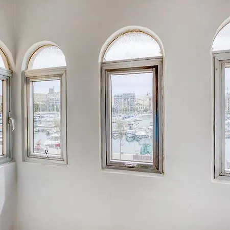 Marina View Slps 9 With Private Terrace & Bbq By 360 Estates