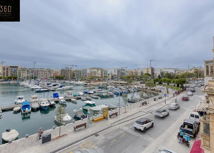 Apartment Marina View Slps 9 With Private Terrace & Bbq By 360 Estates Ta Xbiex