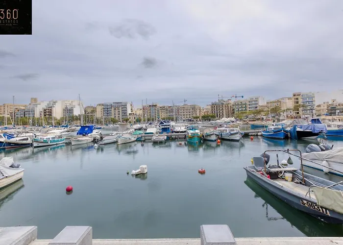 Marina View Slps 9 With Private Terrace & Bbq By 360 Estates