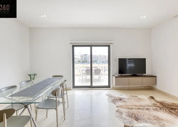 Apartment Marina View Slps 9 With Private Terrace & Bbq By 360 Estates *